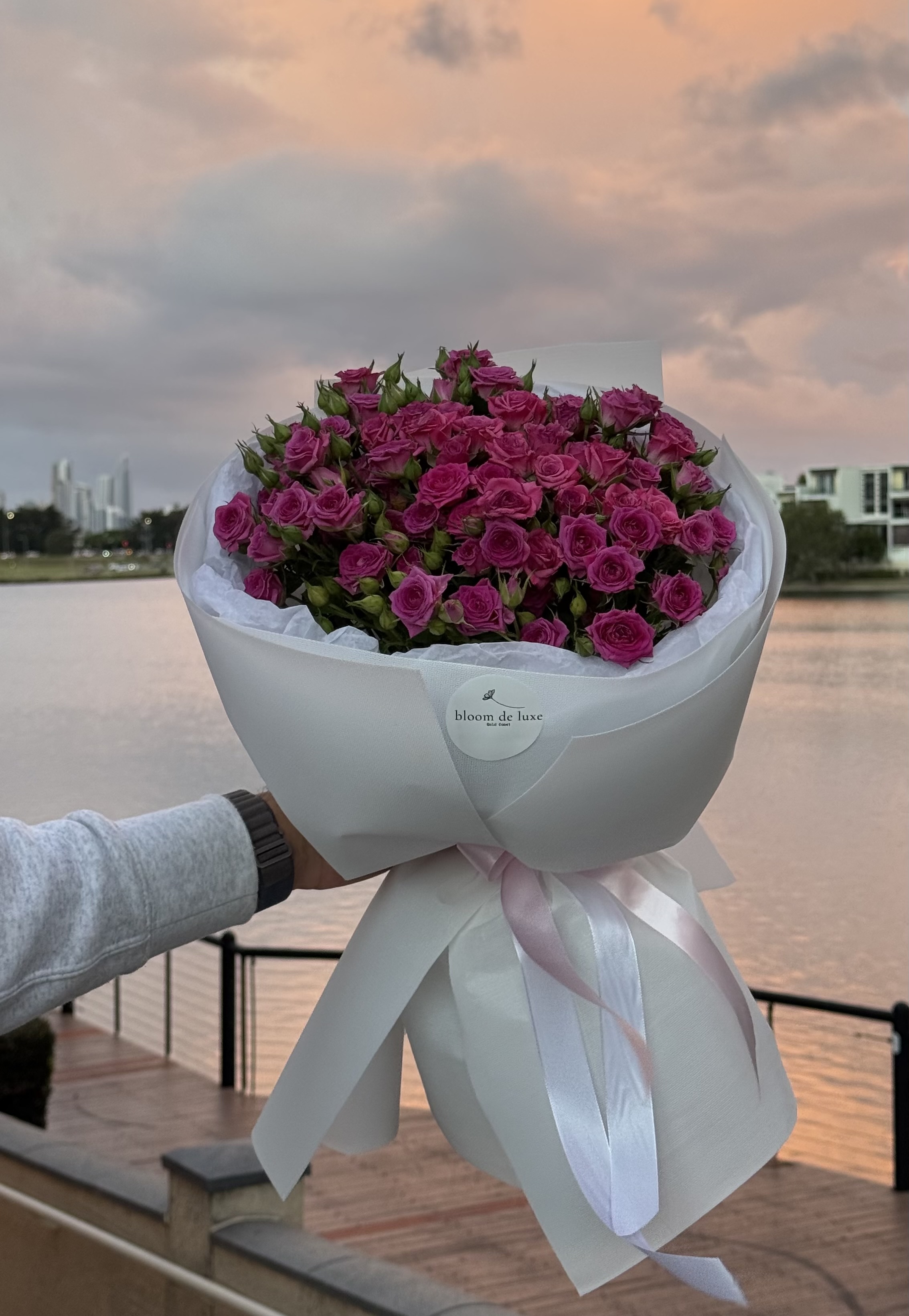 La Rose luxury bouquet — deep pink spray roses, Gold Coast delivery